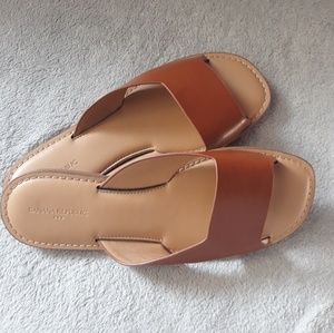 Banana Republic Tan Open-Toed Sandals